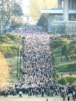 c96Pyongyang-crowdsP1010653
